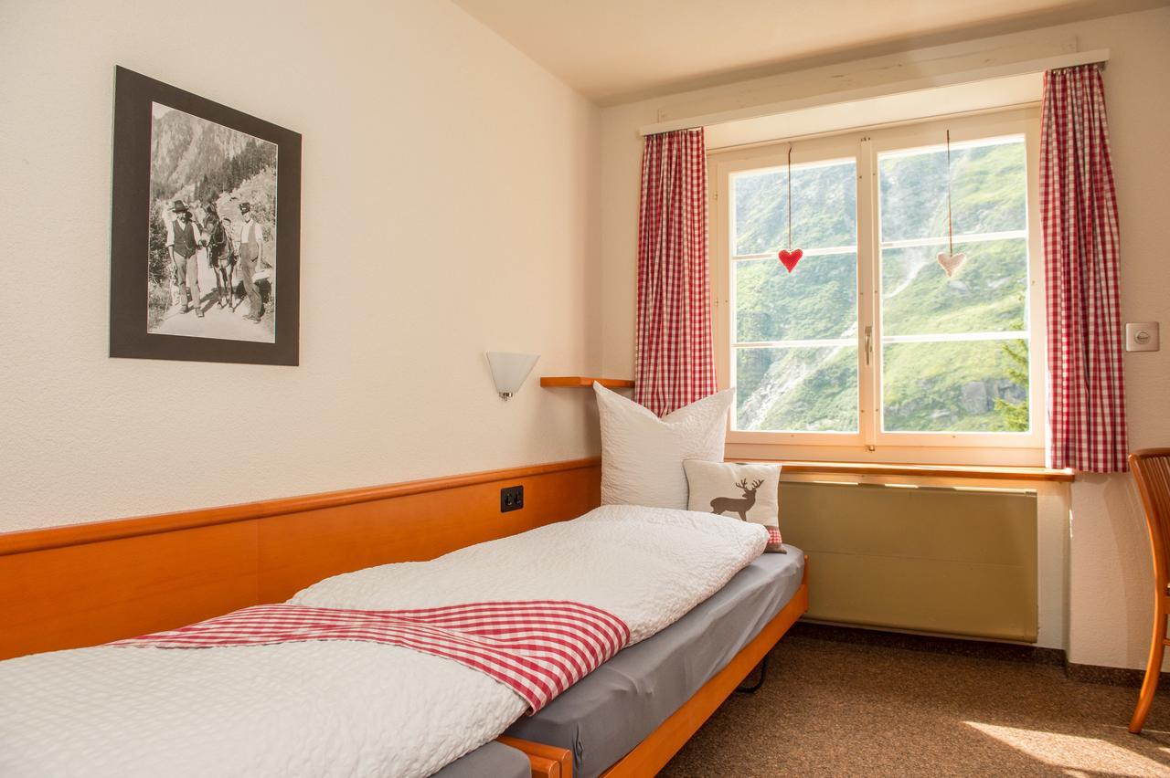 Berggasthaus Dammagletscher Hotel เกอเชเน็น ภายนอก รูปภาพ